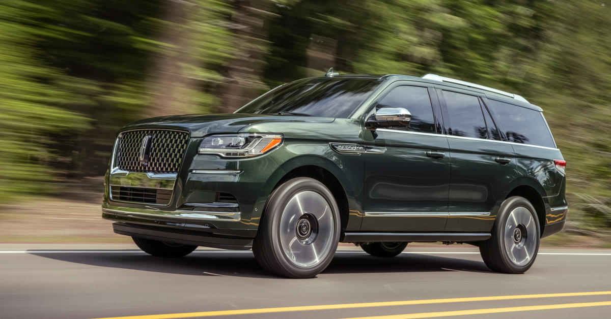 Request Order 2022 Lincoln Navigator in Long Beach CA