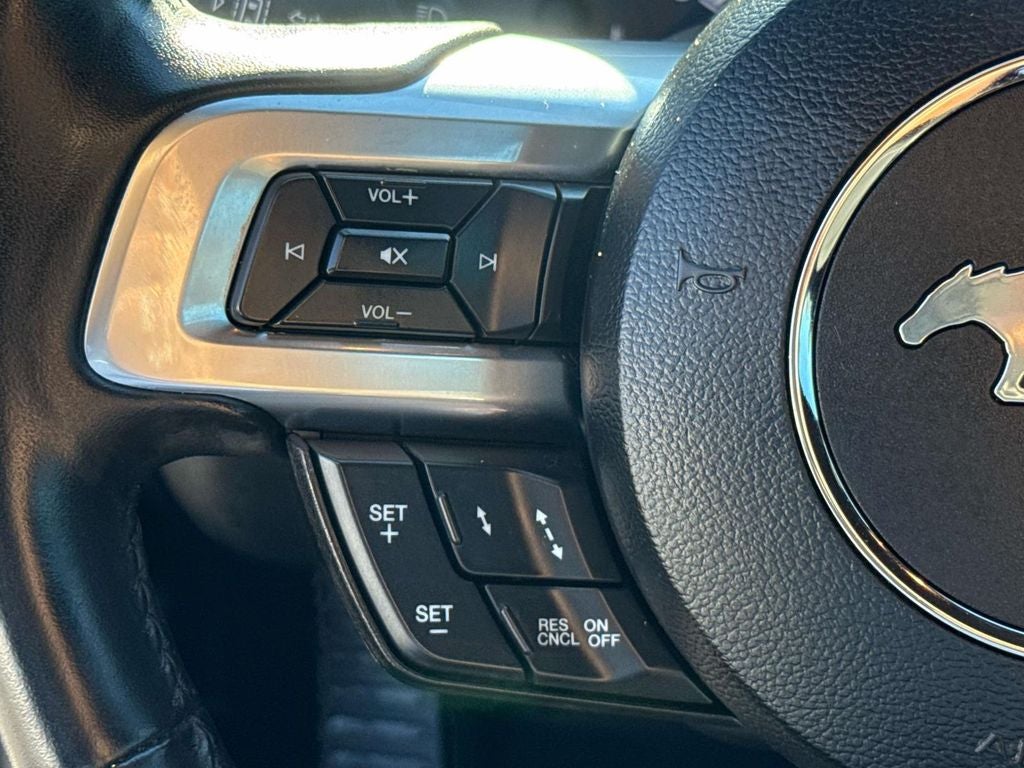 2022 Ford Mustang EcoBoost