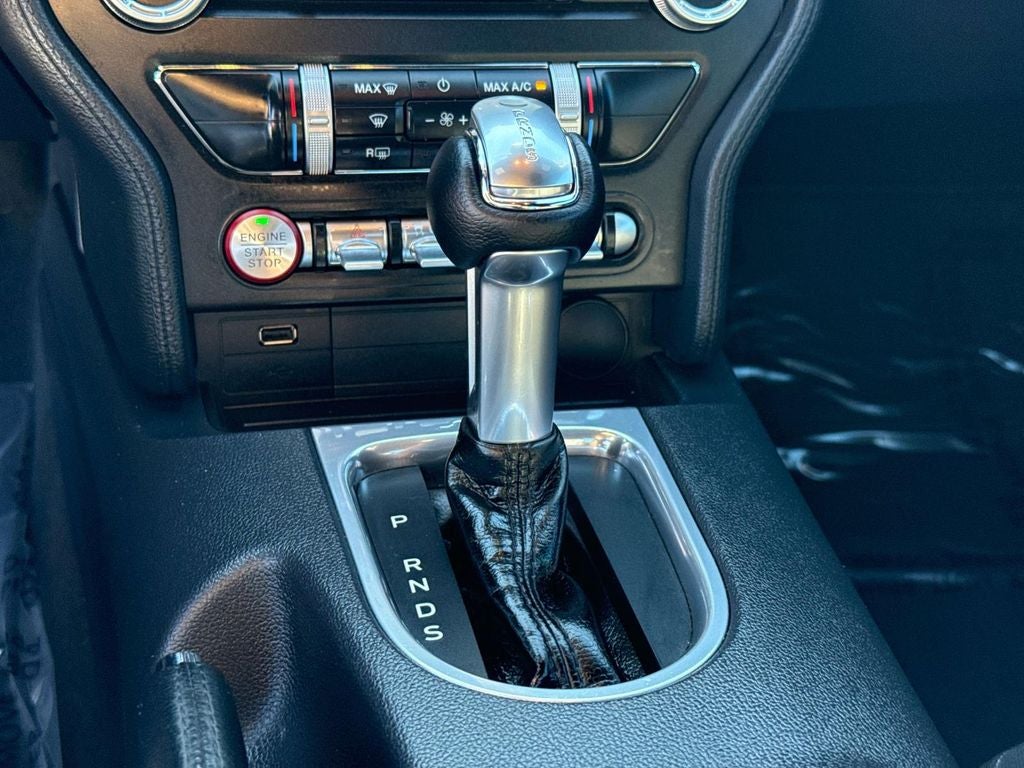 2022 Ford Mustang EcoBoost