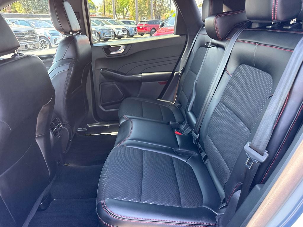 2025 Ford Escape Hybrid ST-Line