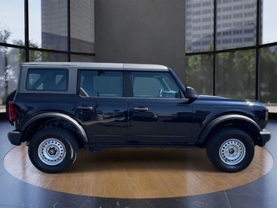 2021 Ford Bronco Base