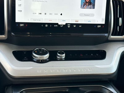 2025 Ford Expedition Active