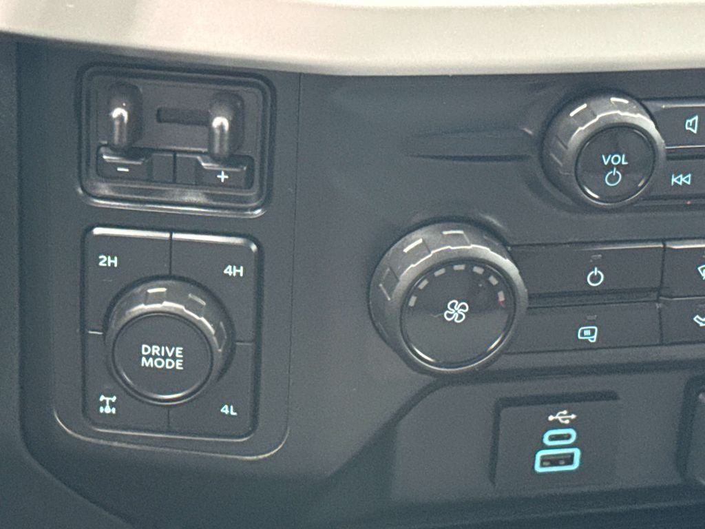 2024 Ford F-250SD XL