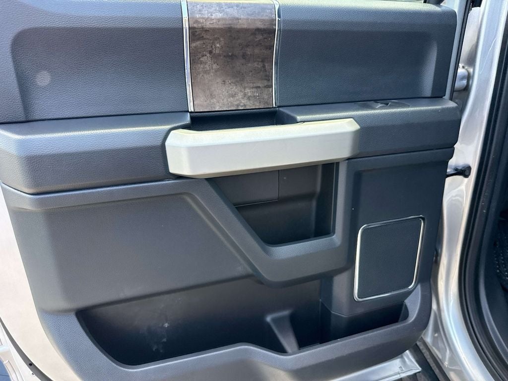 2022 Ford F-350SD Lariat