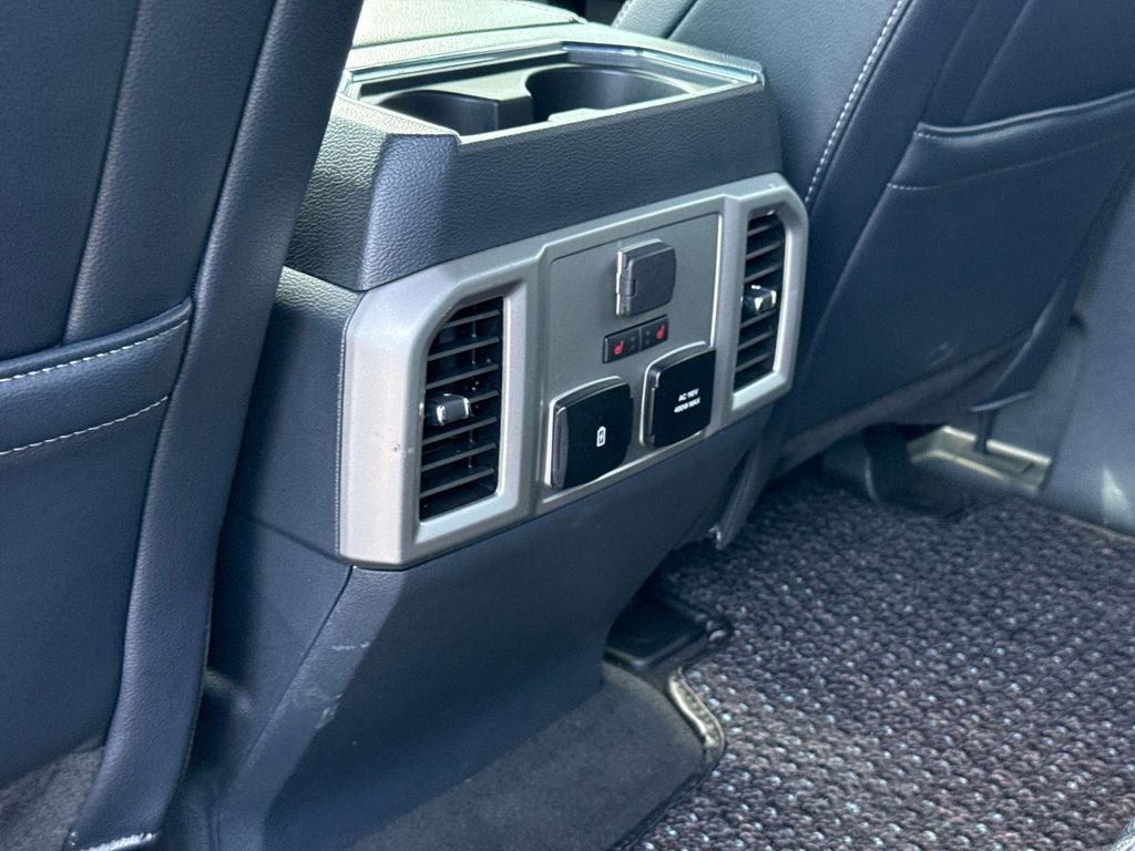 2022 Ford F-350SD Lariat