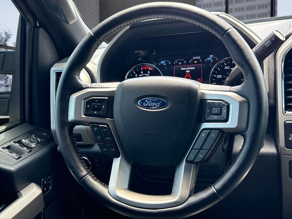 2022 Ford F-350SD Lariat