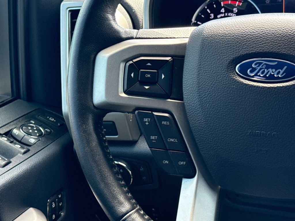 2022 Ford F-350SD Lariat