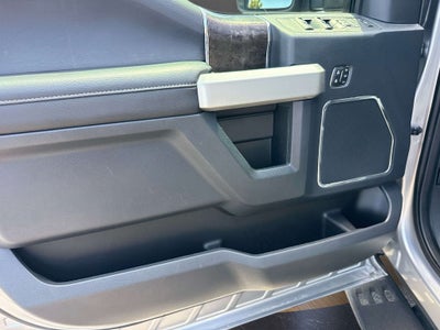 2022 Ford F-350SD Lariat