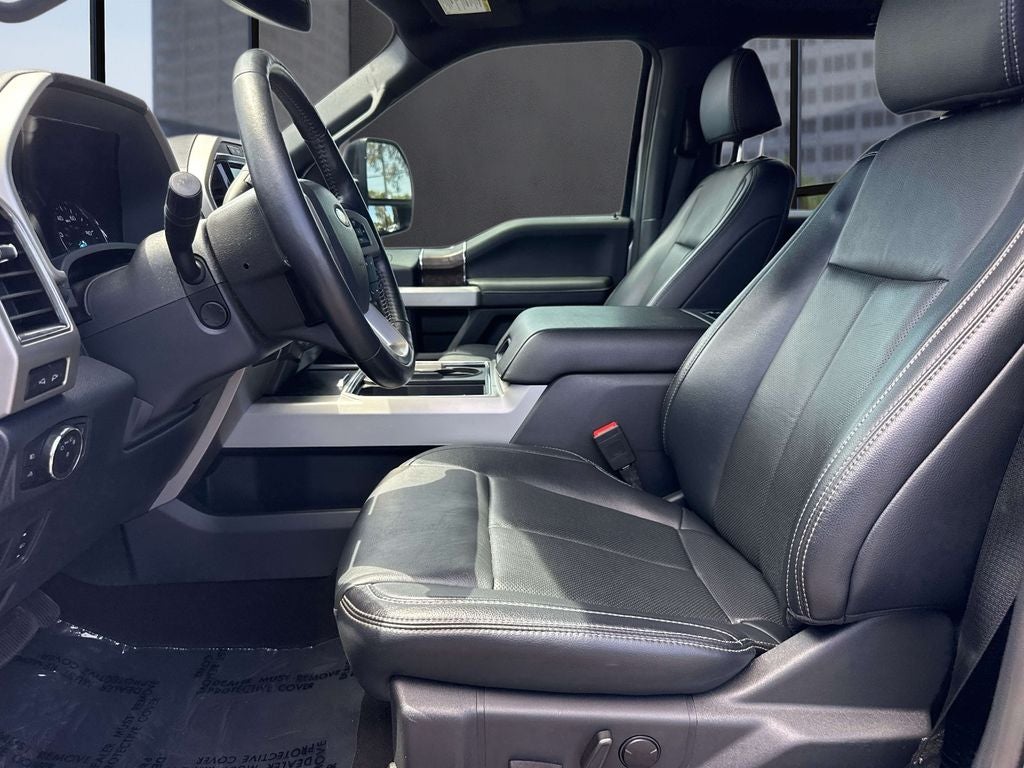 2022 Ford F-350SD Lariat
