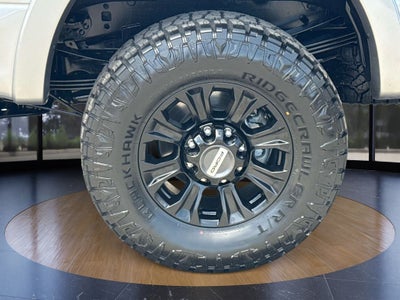 2022 Ford F-350SD Lariat