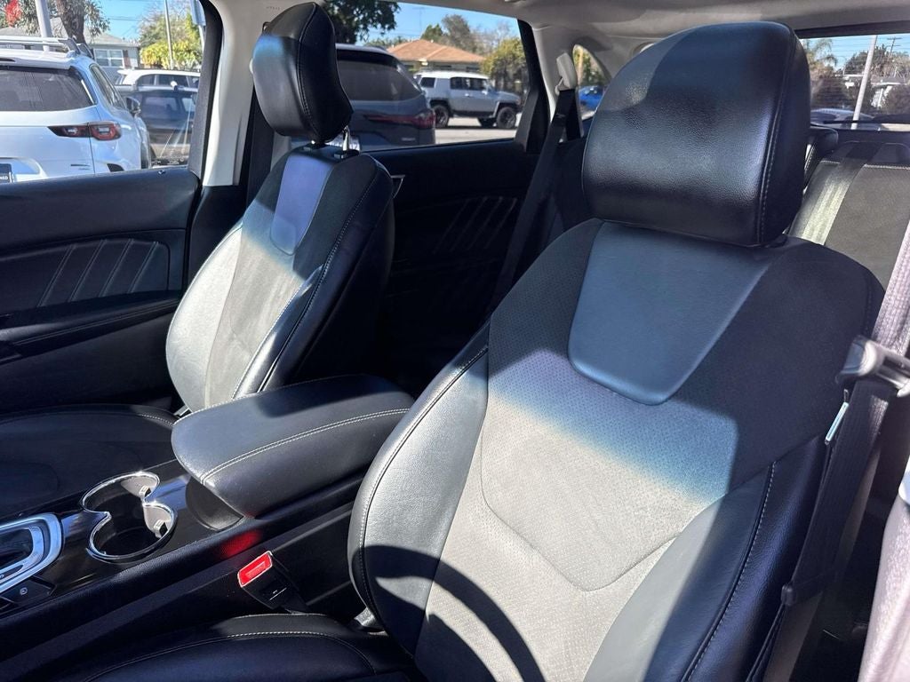 2016 Ford Edge Sport