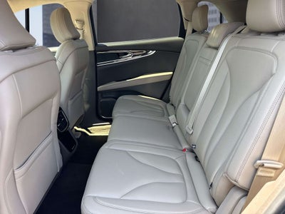 2023 Lincoln Nautilus Standard