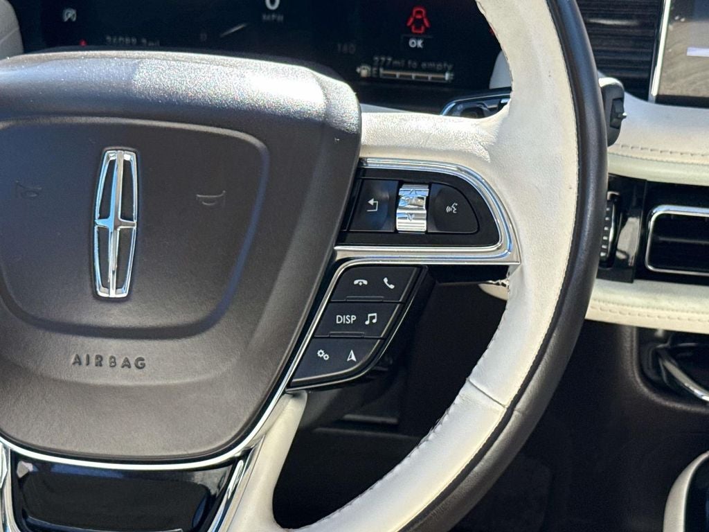 2022 Lincoln Nautilus Black Label