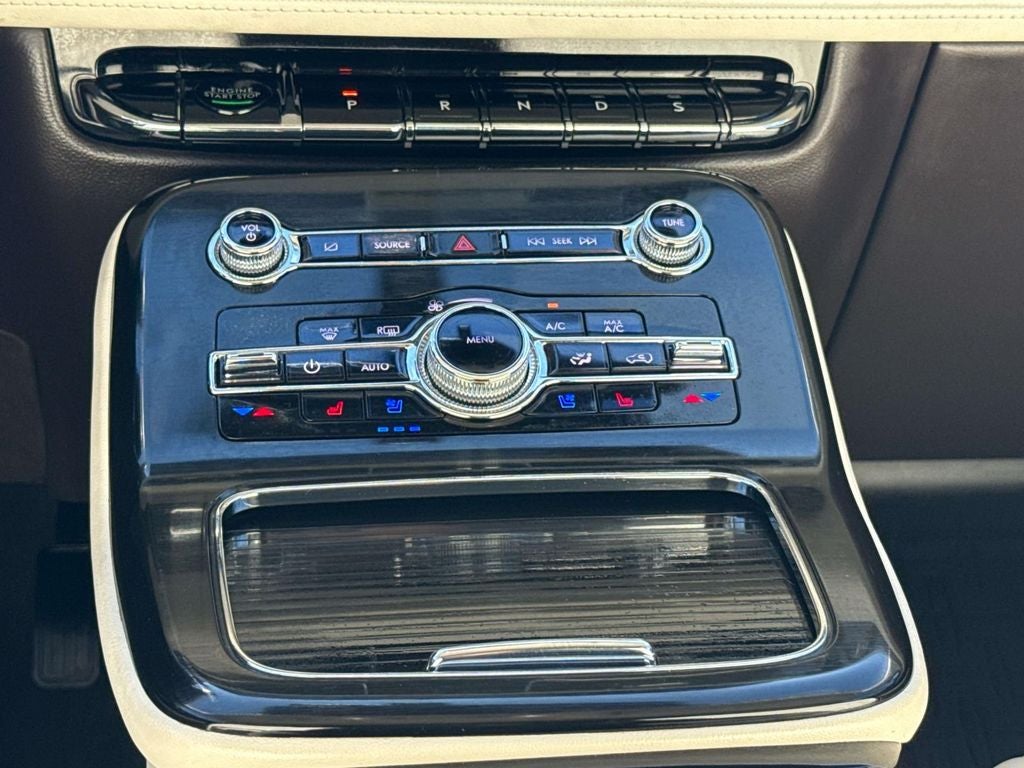 2022 Lincoln Nautilus Black Label