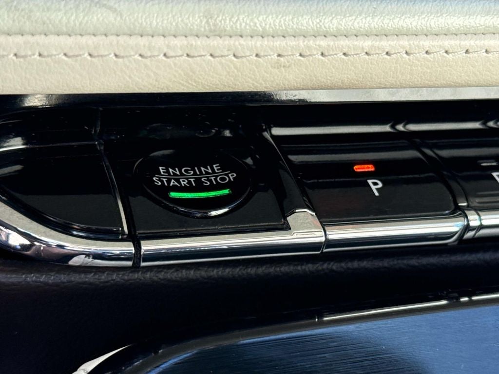 2022 Lincoln Nautilus Black Label