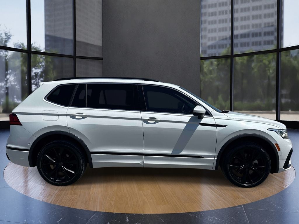 2022 Volkswagen Tiguan 2.0T SEL R-Line