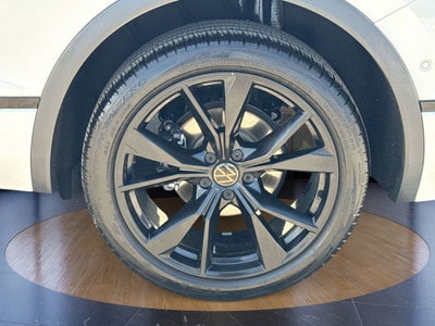 2022 Volkswagen Tiguan 2.0T SEL R-Line