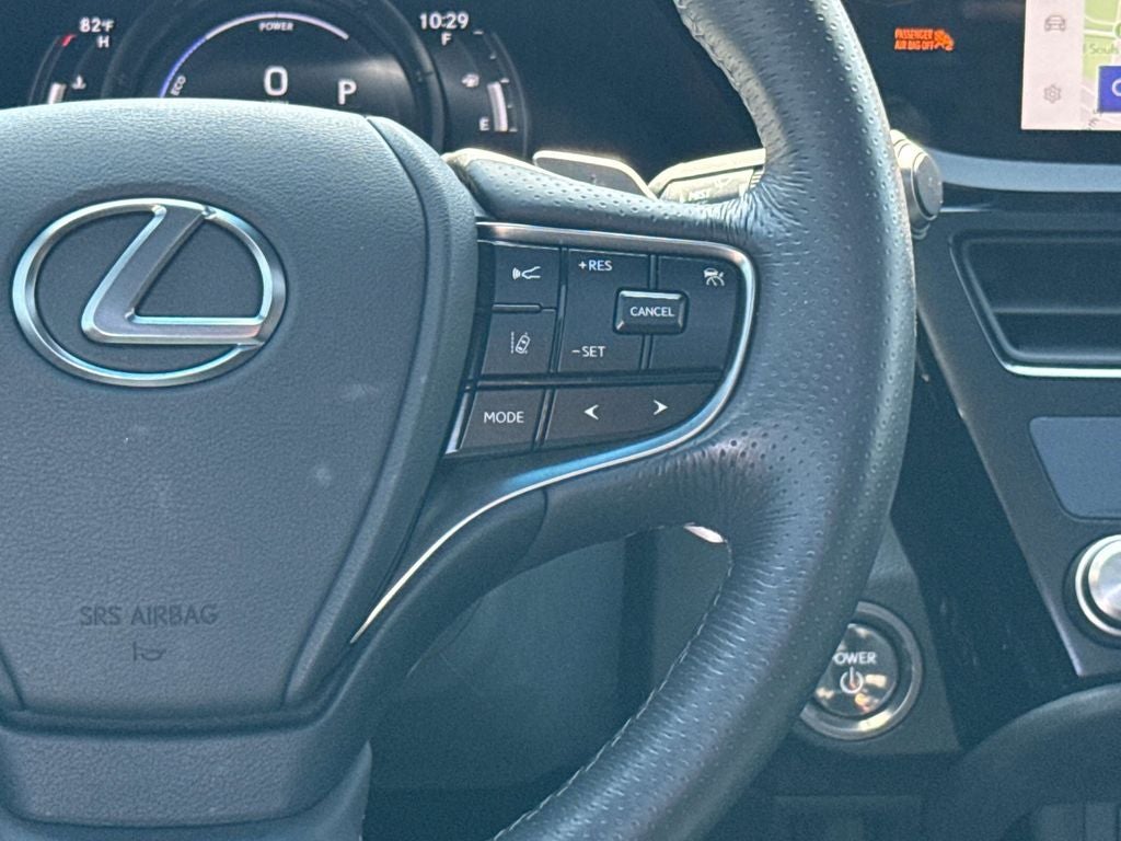 2024 Lexus ES 300h F SPORT Handling