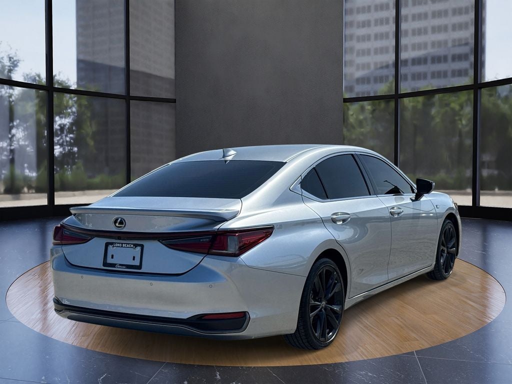 2024 Lexus ES 300h F SPORT Handling