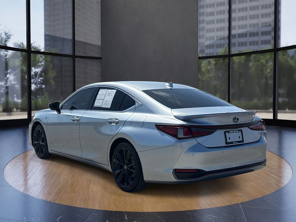 2024 Lexus ES 300h F SPORT Handling