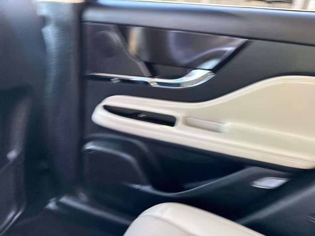 2025 Lincoln Corsair Reserve