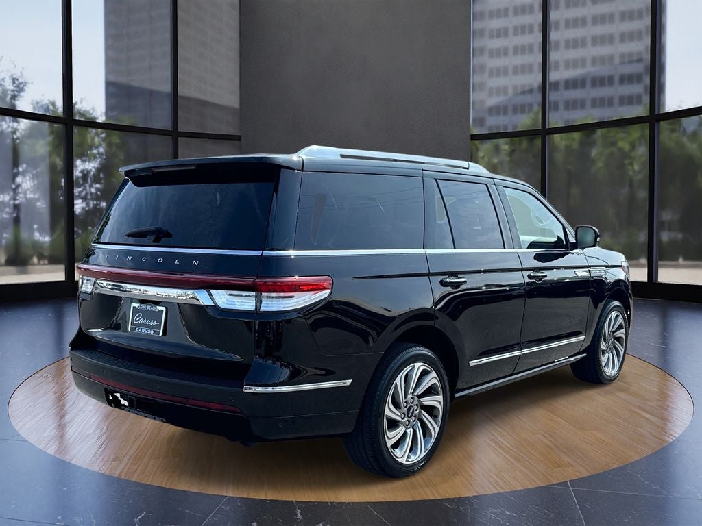 2023 Lincoln Navigator Reserve