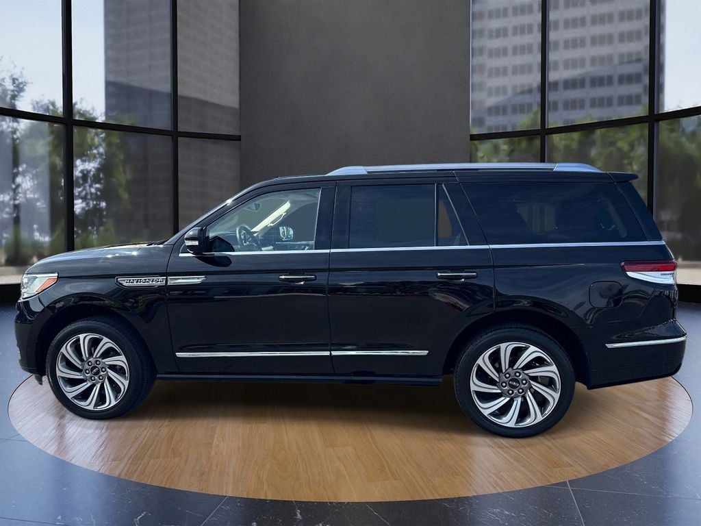 2023 Lincoln Navigator Reserve