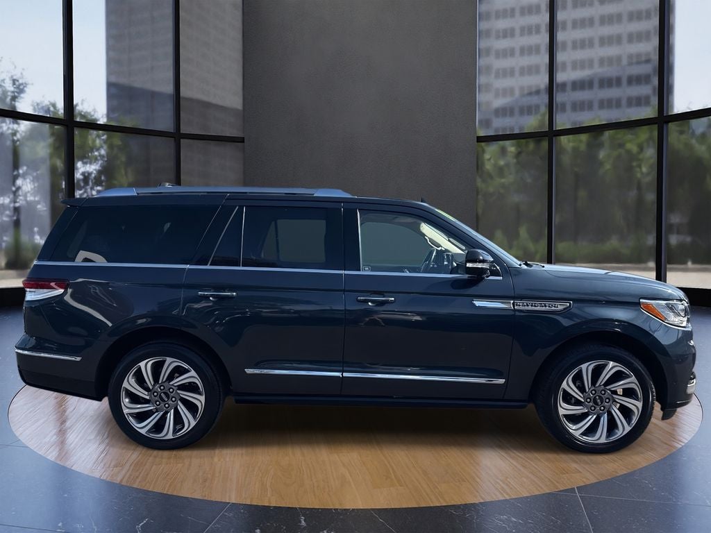 2024 Lincoln Navigator Reserve