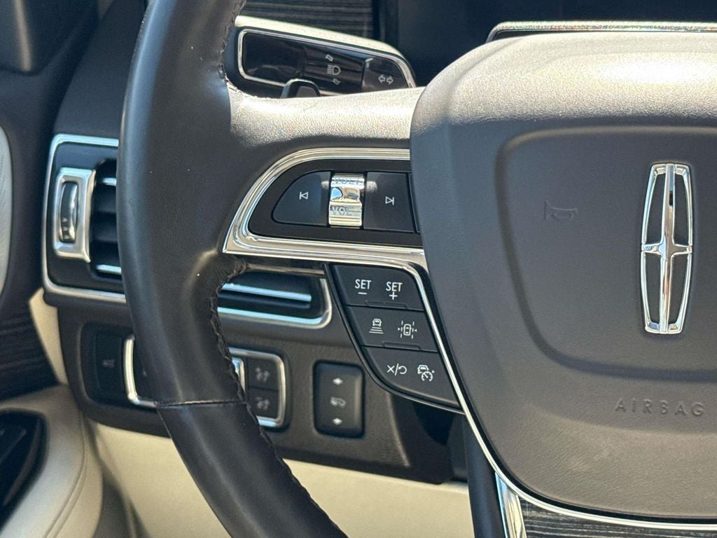 2022 Lincoln Navigator Black Label
