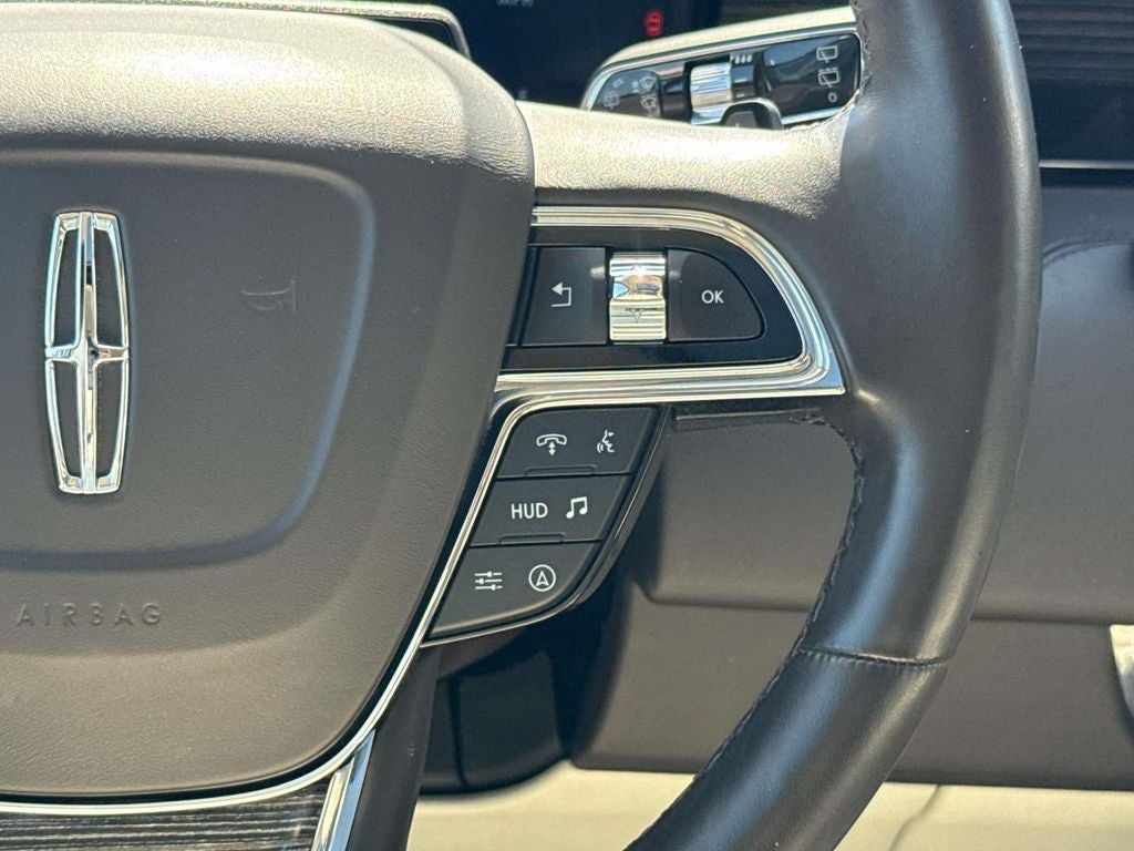 2022 Lincoln Navigator Black Label