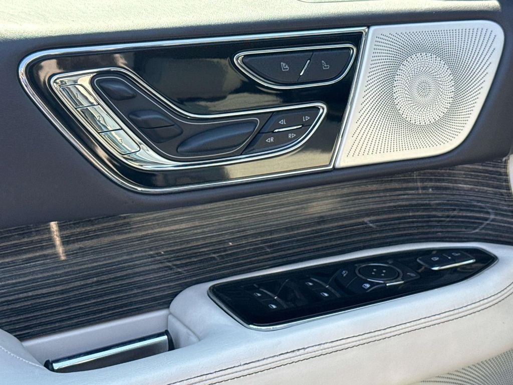 2022 Lincoln Navigator Black Label