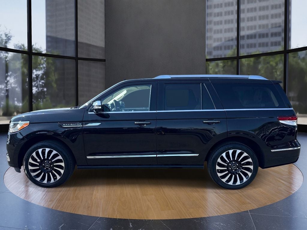 2022 Lincoln Navigator Black Label