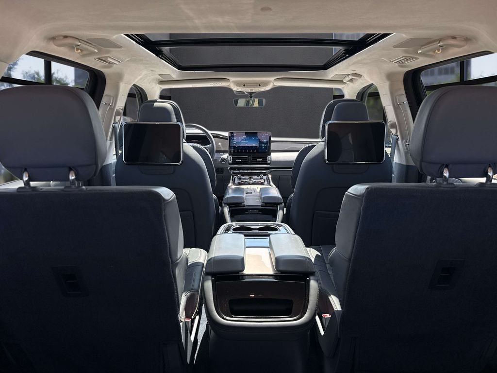 2023 Lincoln Navigator L Black Label