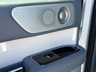 2023 Lincoln Navigator L Black Label