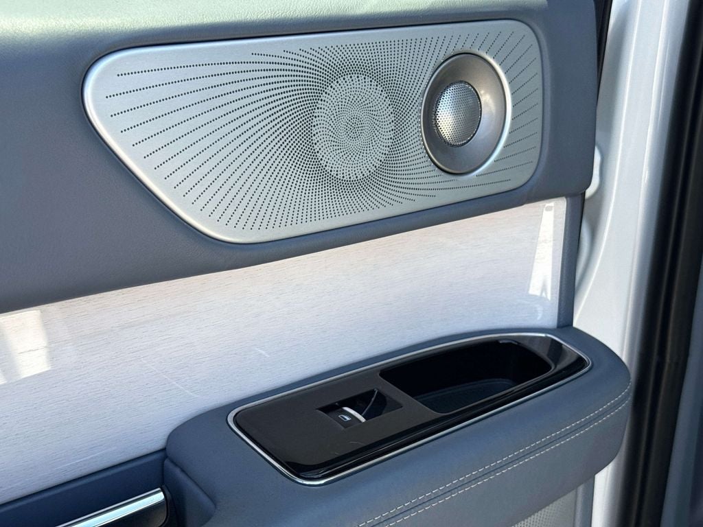 2023 Lincoln Navigator L Black Label