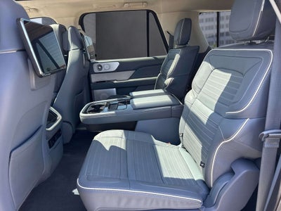 2023 Lincoln Navigator L Black Label