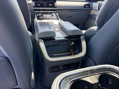 2023 Lincoln Navigator L Black Label