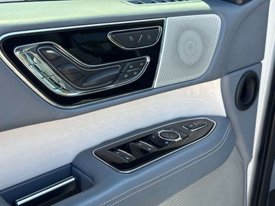 2023 Lincoln Navigator L Black Label