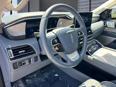 2023 Lincoln Navigator L Black Label