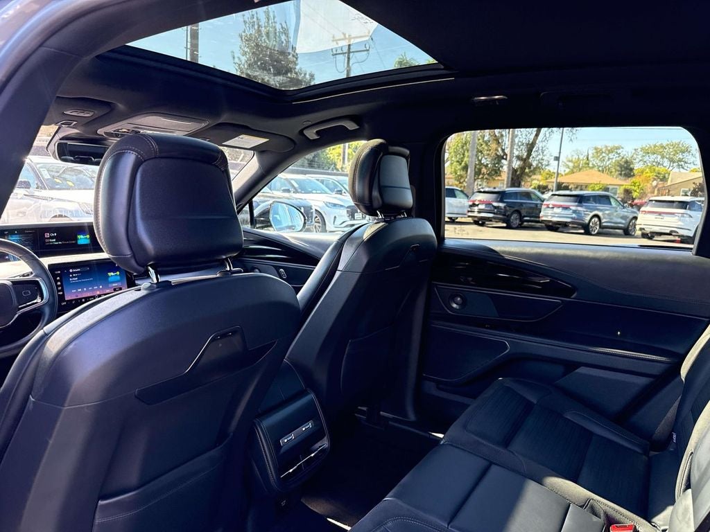 2025 Lincoln Nautilus Reserve