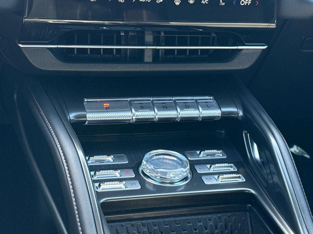 2025 Lincoln Nautilus Reserve