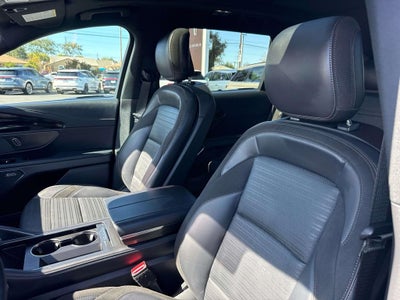 2025 Lincoln Nautilus Reserve