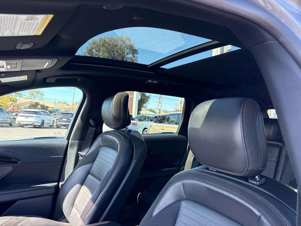 2025 Lincoln Nautilus Reserve