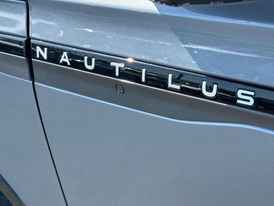 2025 Lincoln Nautilus Reserve