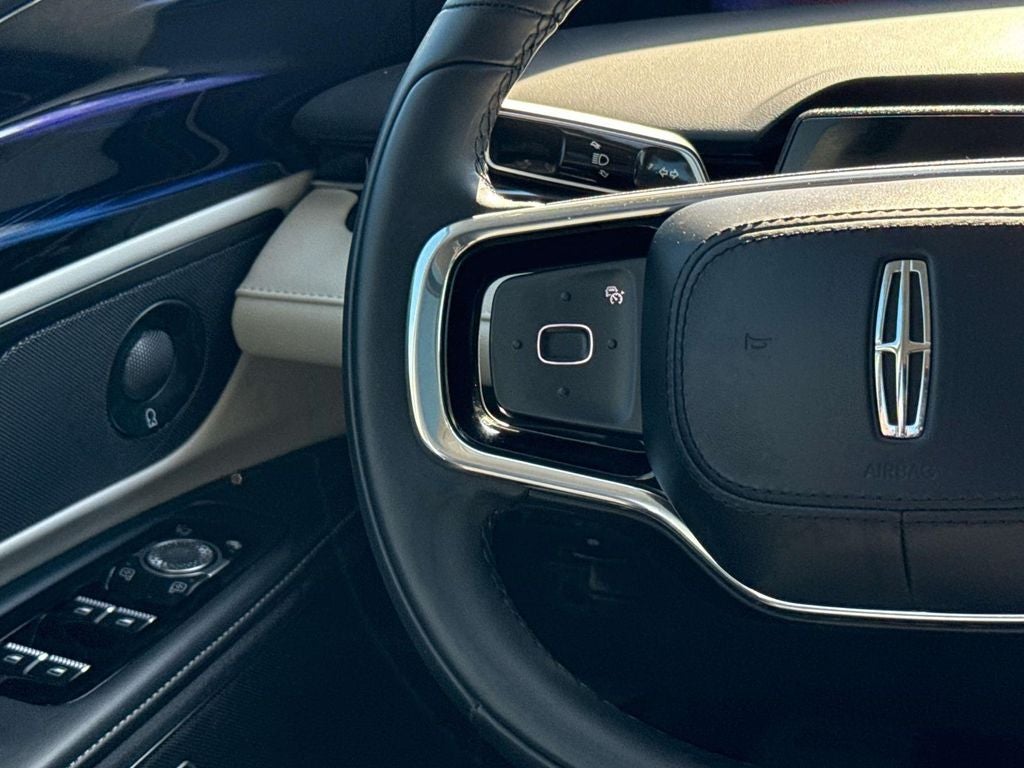 2024 Lincoln Nautilus Reserve