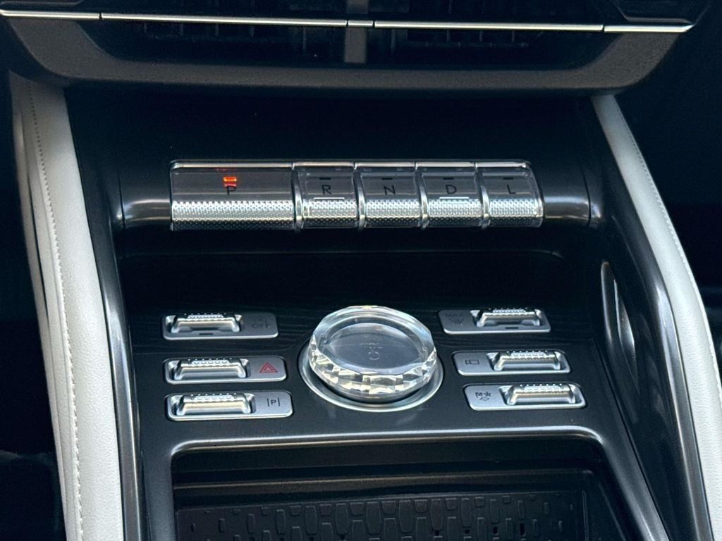 2024 Lincoln Nautilus Reserve