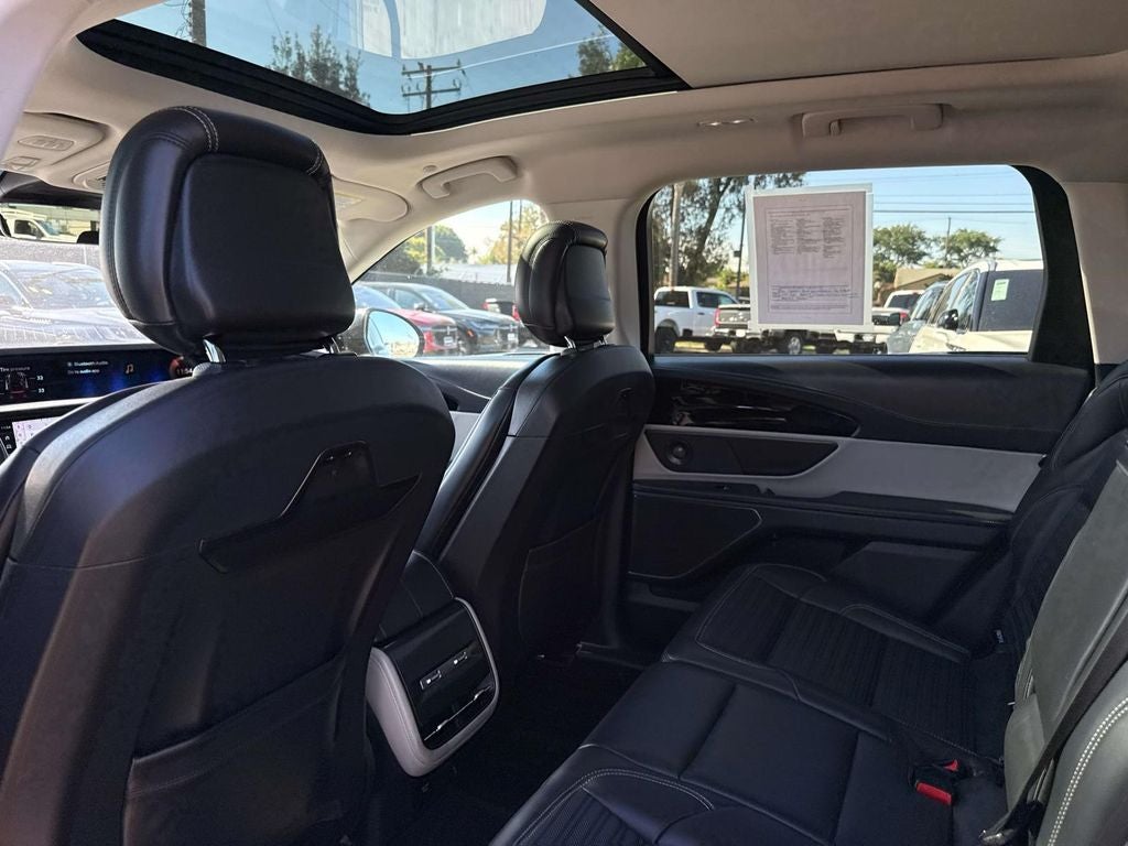 2024 Lincoln Nautilus Reserve