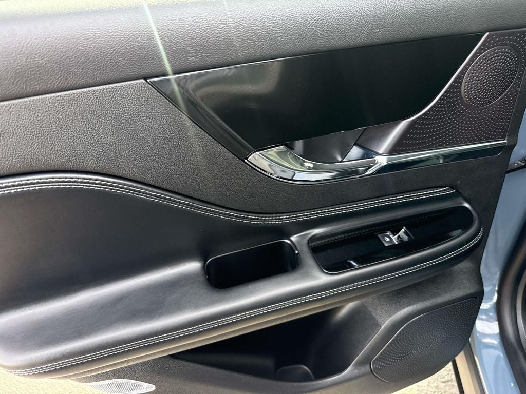 2025 Lincoln Corsair Plug-In Hybrid Grand Touring