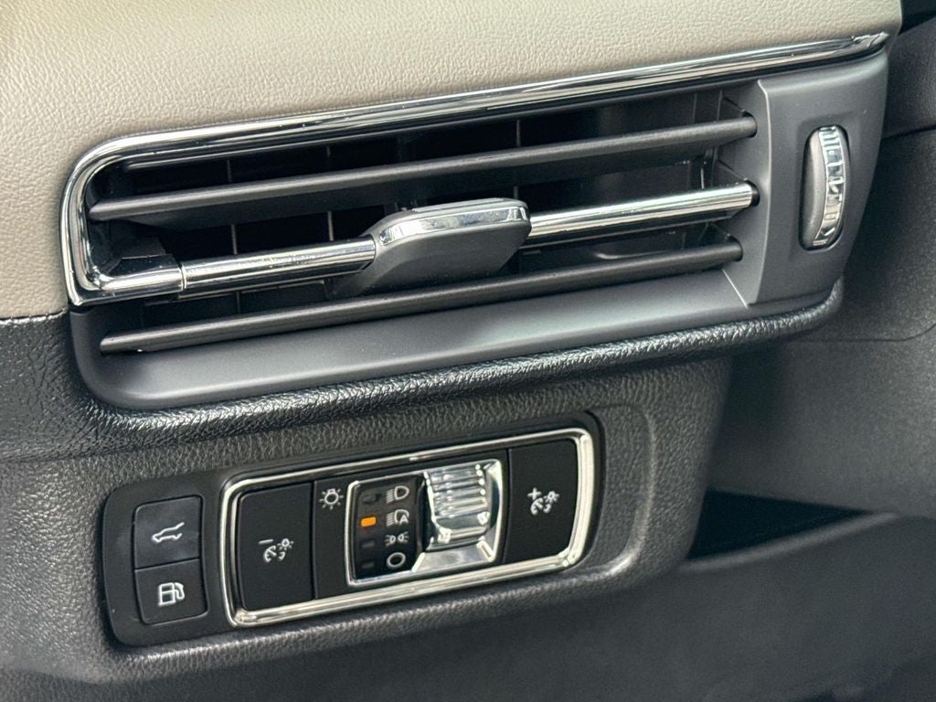 2025 Lincoln Corsair Plug-In Hybrid Grand Touring