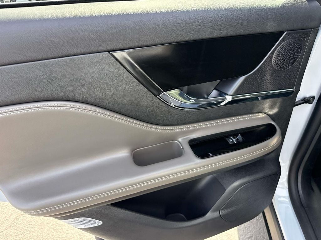 2025 Lincoln Corsair Plug-In Hybrid Grand Touring